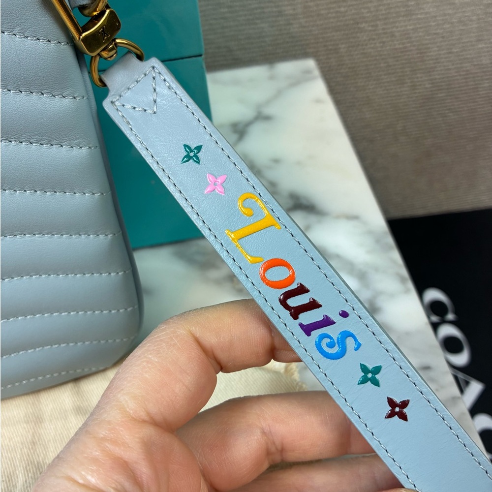 🚨SOLD🚨NWT Authentic Louis Vuitton Calfskin New Wave Blue Zipped Pochette - Picture 3 of 12